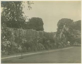 Herstmonceux Castle, Sussex: Flower Borders