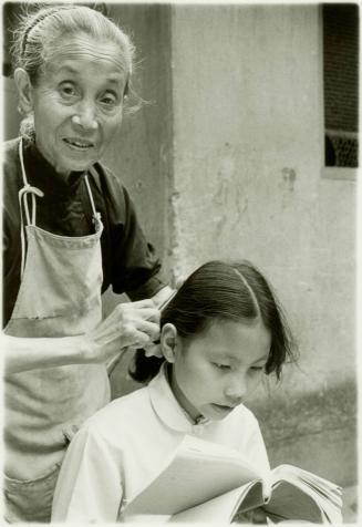 Combing,  Shanghai