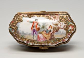 Dresden Snuffbox Decorated with Two Lovers Under a Tree
