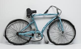 Bicicleta azul platino (Platinum Blue Bicycle)