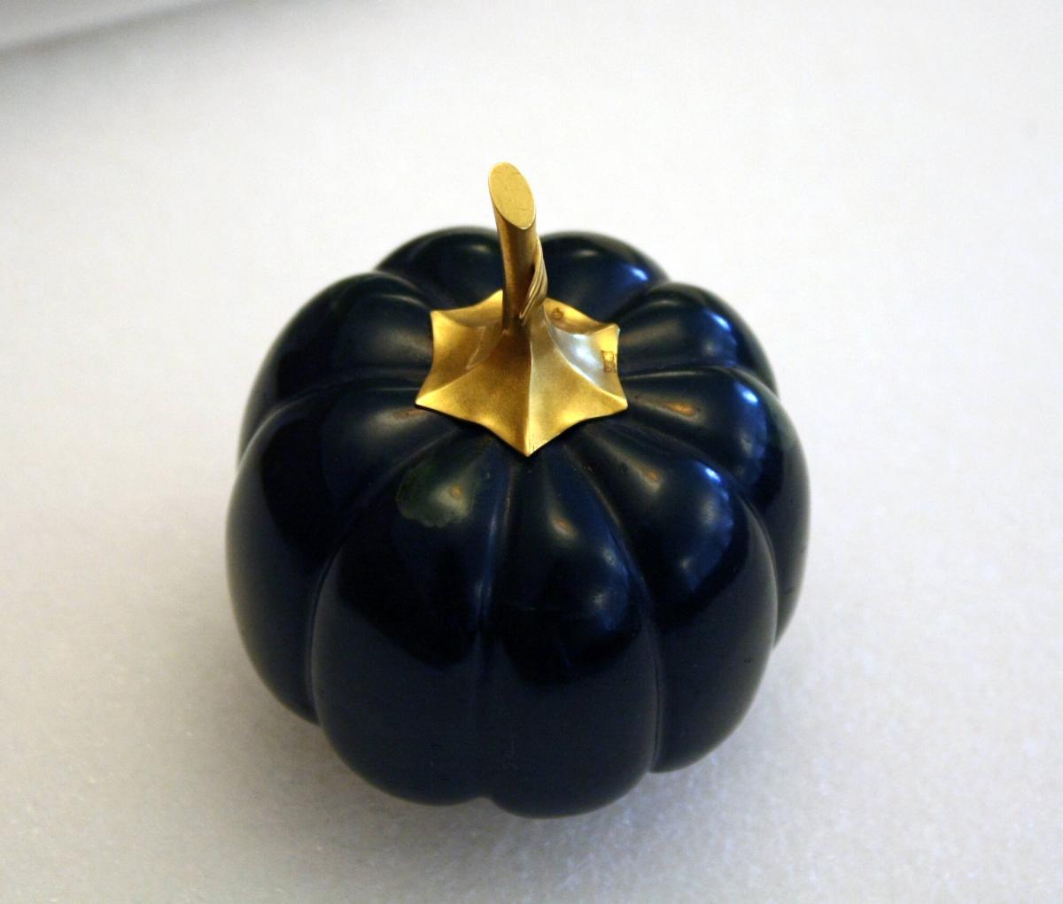 Pumpkin-shaped Paperweight