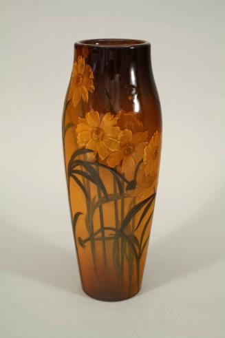 Vase with Daisy Design
