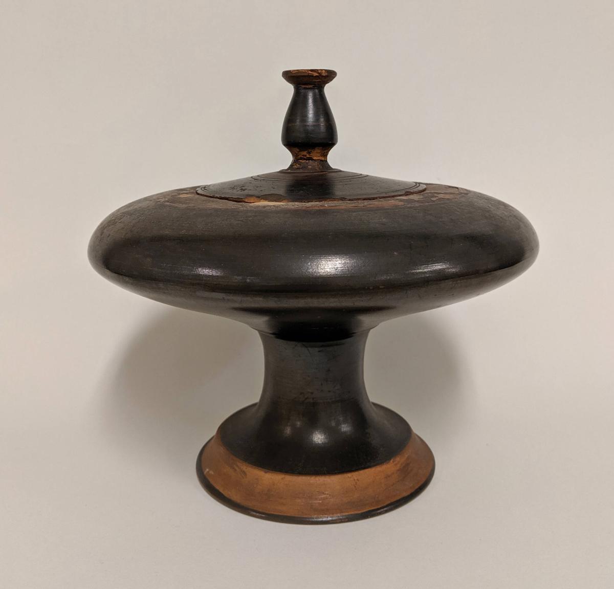 Plemochoe (water, oil or perfume container)