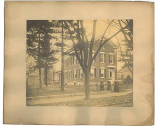 Photograph of Runyan family home