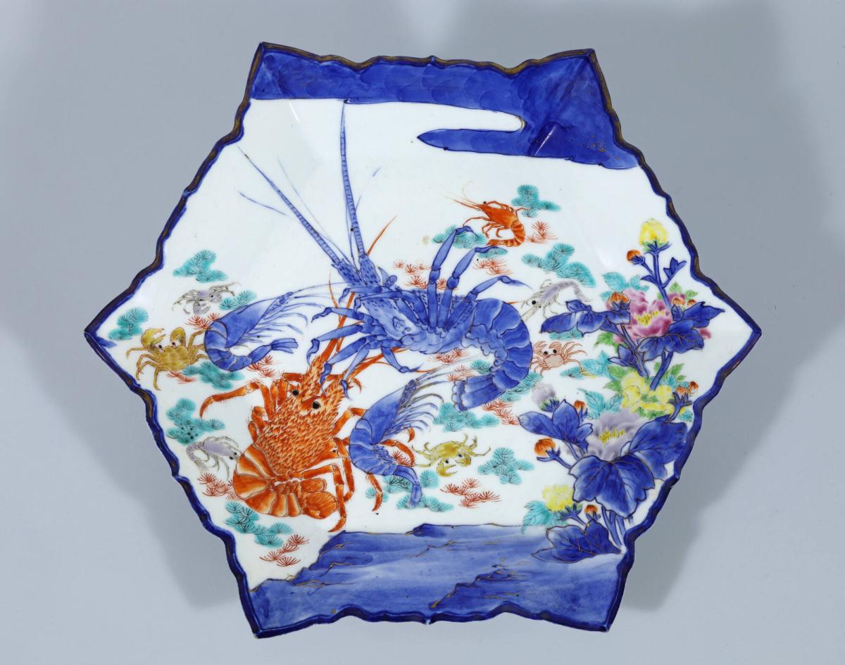 Hexagonal Fukagawa Dish with Lobster and Crab Motifs