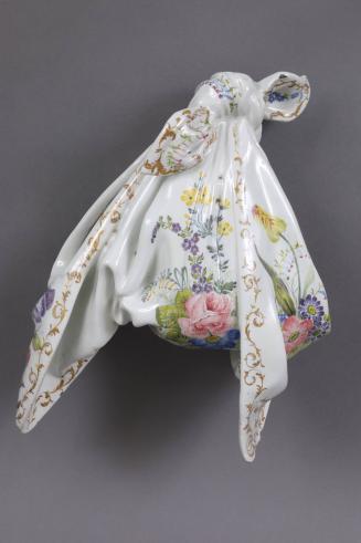 Handkerchief Hanging Vase