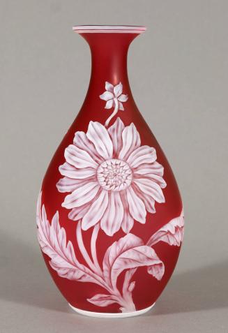 Cameo Glass Vase with Design of Large Single Dahlia, Leaves and Buds