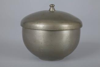 Covered Sauce Dish