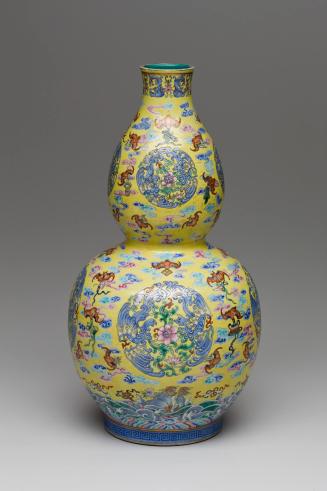 Double Gourd-Shape Vase with Auspicious Motifs